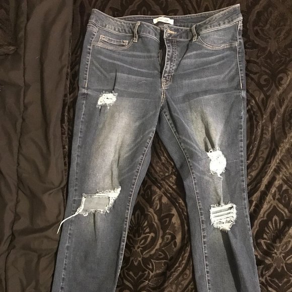 Blue Jeans - Picture 1 of 5